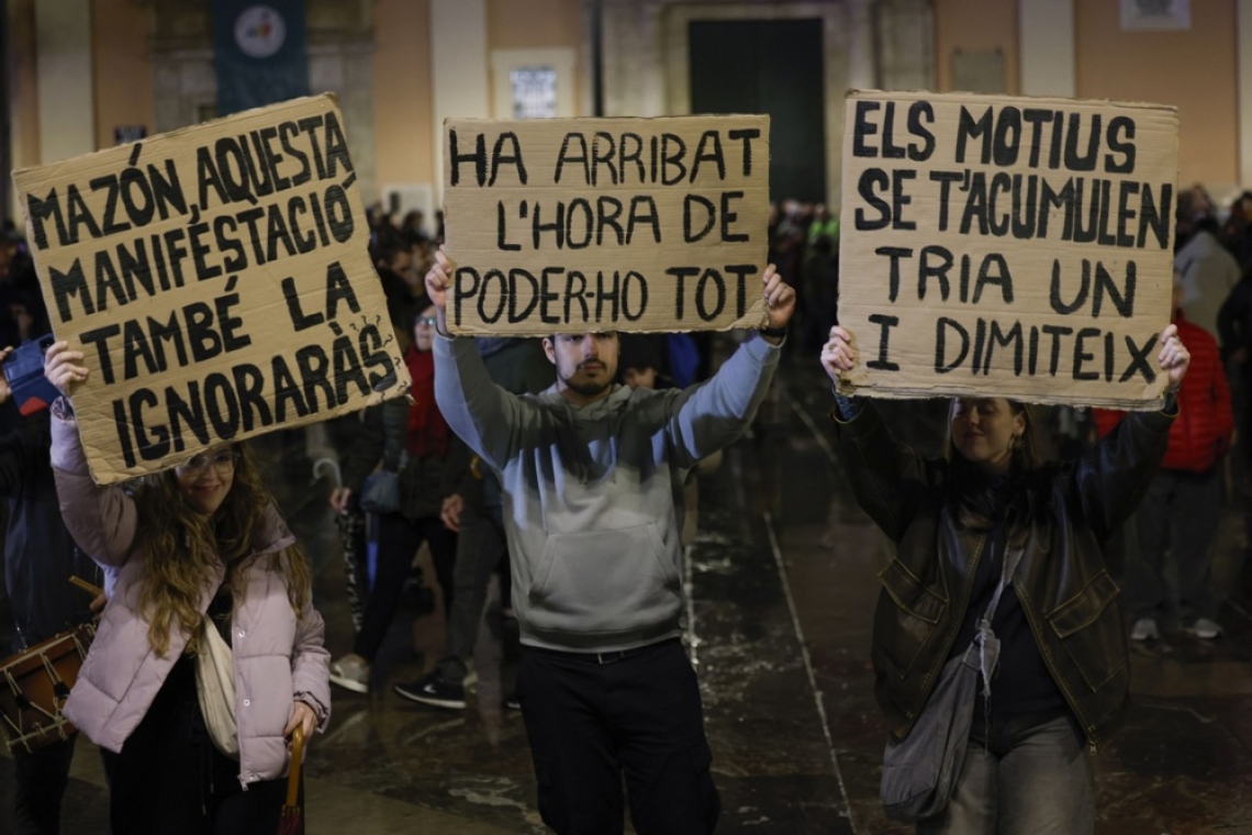 V Španiji nov množičen protest zaradi lanskih poplav