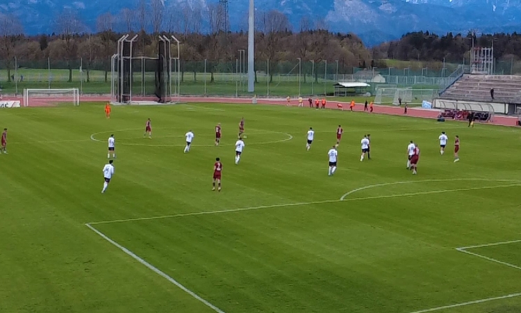 Triglav Kranj po zmagi nad Slovanom ujel Sežano
