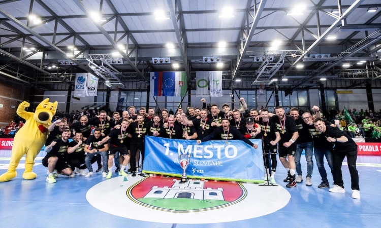Rokometaši LL Grosist Slovana prvič osvojili slovenski pokal