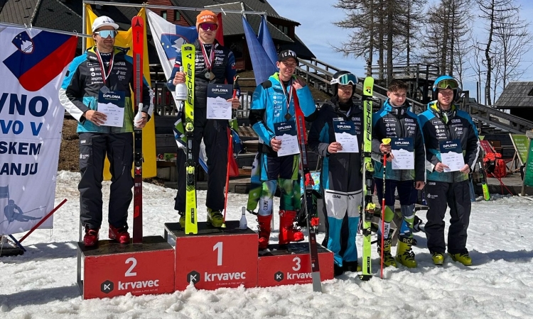 Oserban in Tomšič do državnega naslova v veleslalomu na Krvavcu