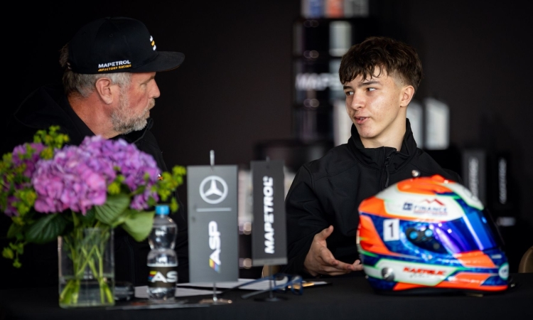 Mark Kastelic in Mapetrol Lema racing v boj na treh evropskih prvenstvih