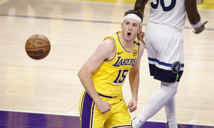 Lakers v končnici tretje tekme ostali praznih rok