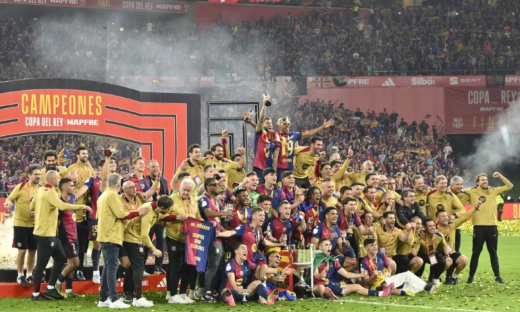Barcelona po podaljšku premagala Real in osvojila kraljevi pokal