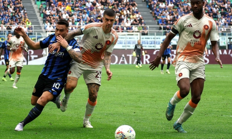 Inter po porazu proti Romi ponudil priložnost Napoliju