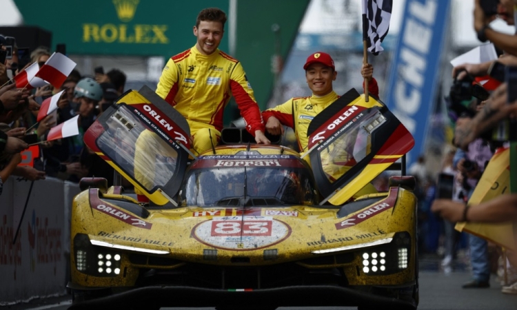 Ferrari še tretjič zapored dobil 24 ur Le Mansa