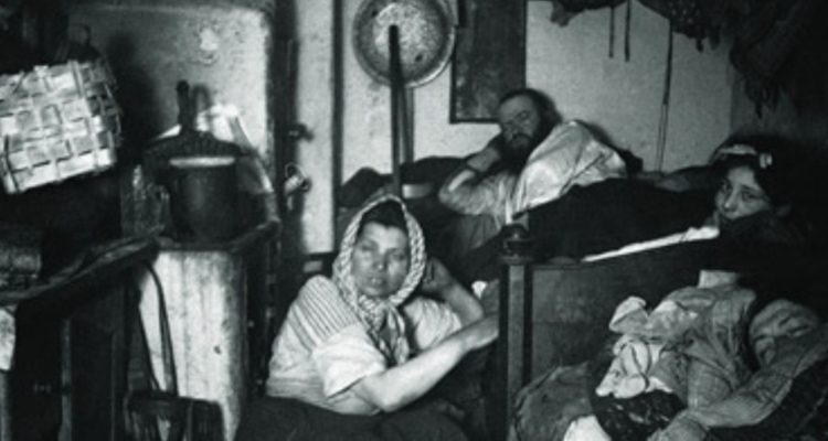 How local communities preserve the memory of exile and migration?
