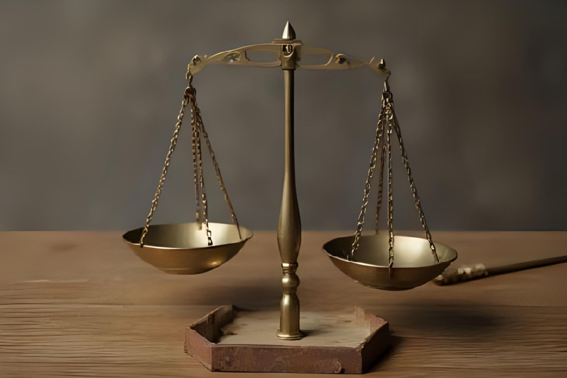 Snežič izgubil 14 tožb proti portalu Necenzurirano