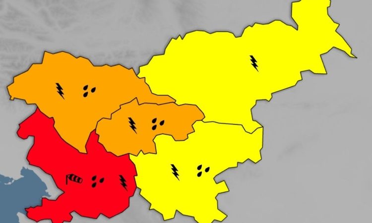 Behin pred nalivi poziva k čiščenju meteornih poti