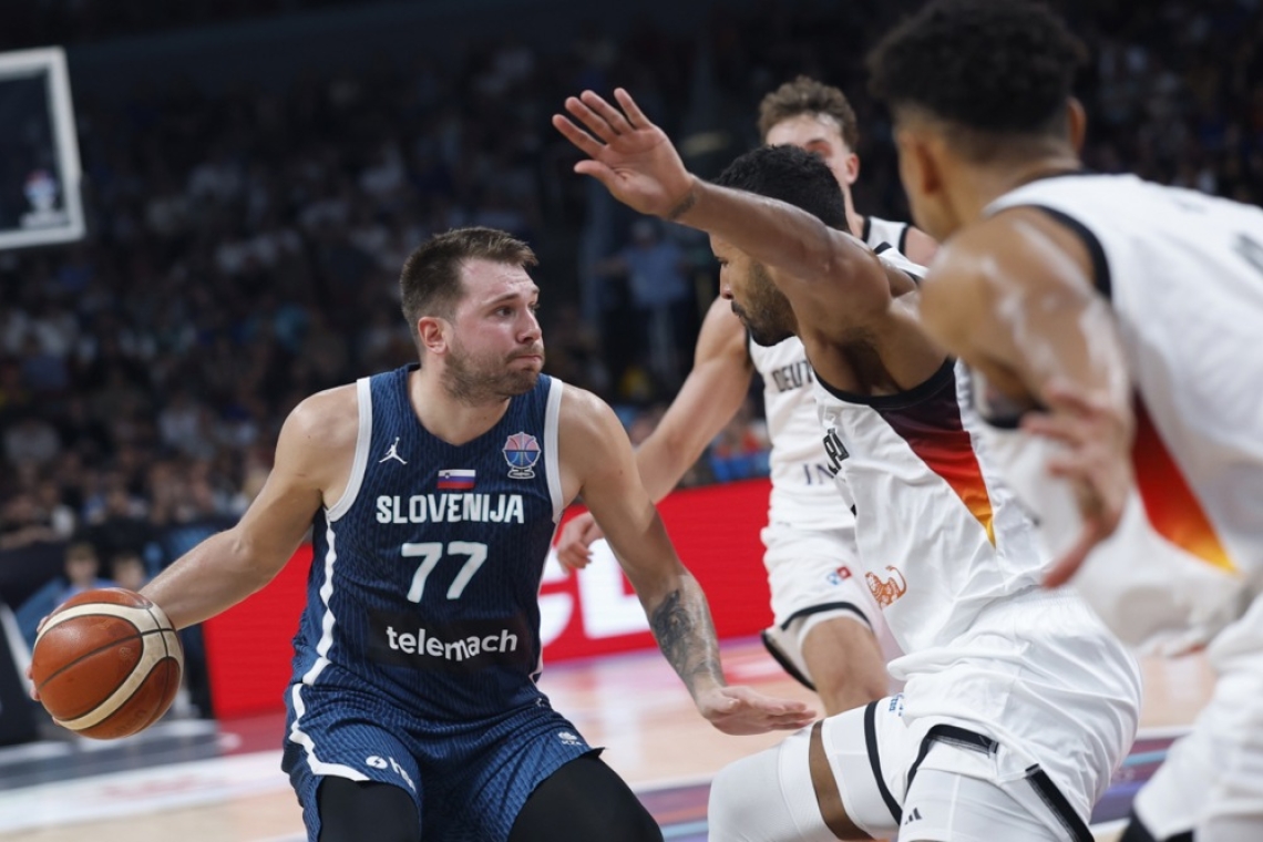 Slovenija eurobasket končala v četrtfinalu