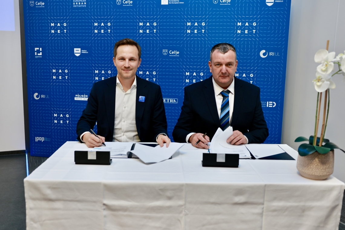 V Celju podpisali pogodbo za izgradnjo enajstih javnih sončnih elektrarn