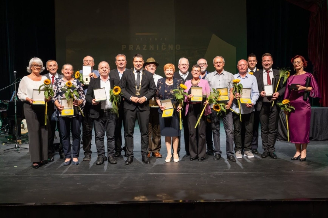 V Velenju podelili priznanja 16 izjemnim posameznikom in organizacijam