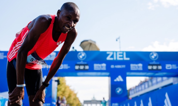 Sawe z najboljšim letošnjim časom slavil na maratonu v Berlinu