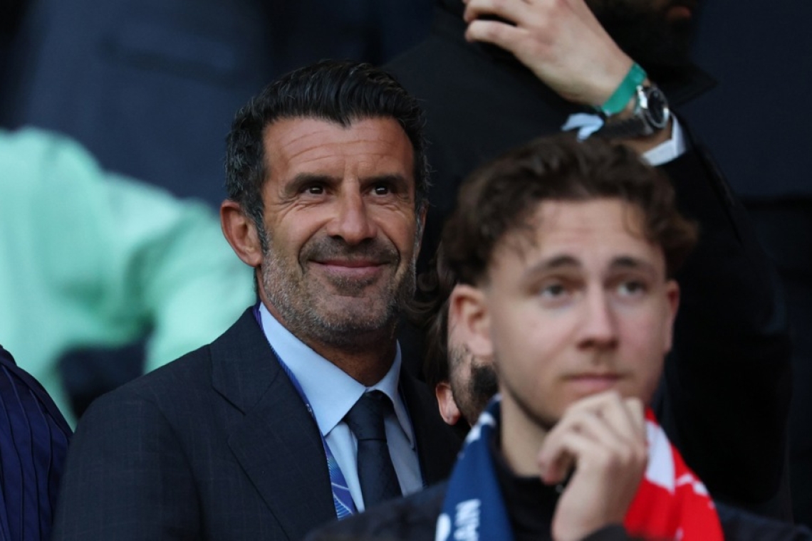 Figo se vrača v Barcelono, Gaspart ga še vedno zavrača