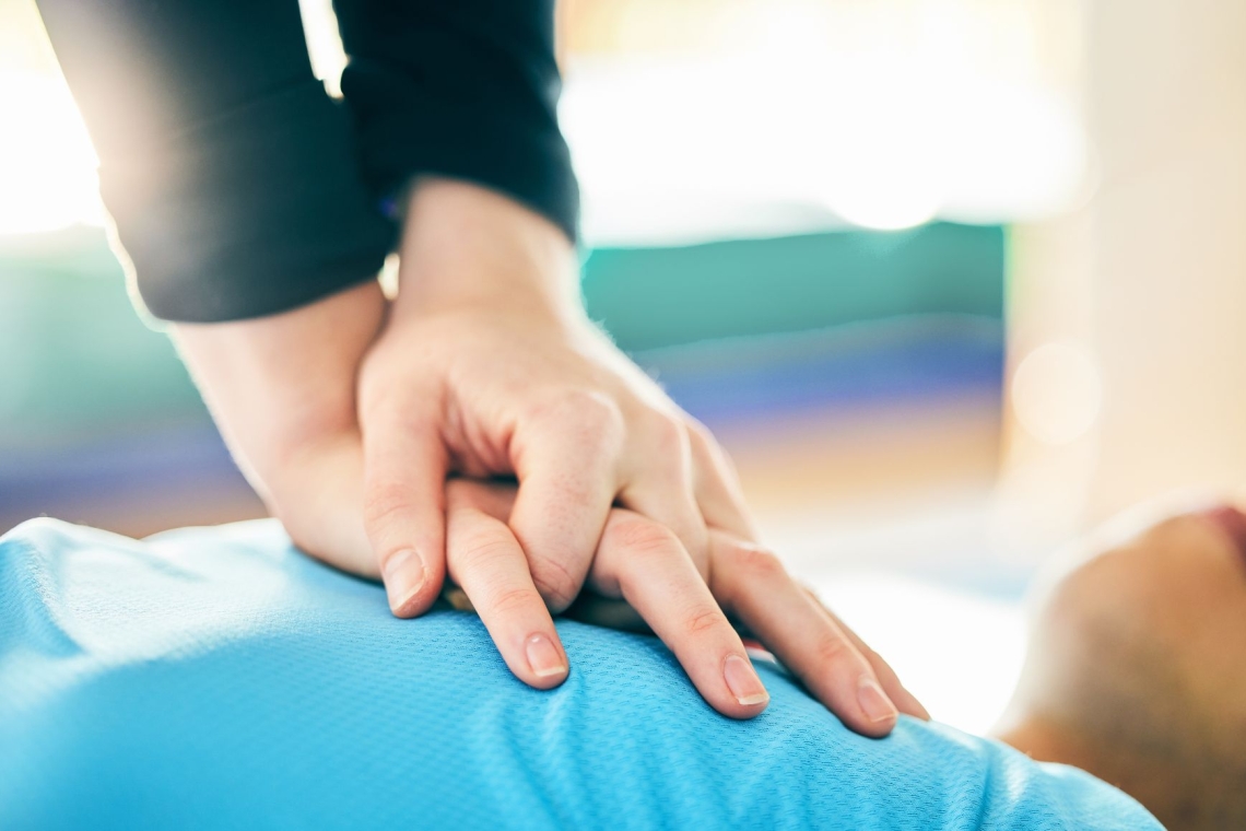 Slovenija nad evropskim povprečjem po preživetju srčnega zastoja, a z daljšim odzivnim časom reševalcev