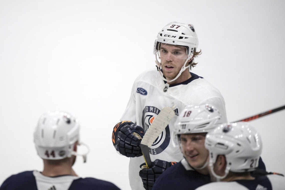 Trikratni MVP lige NHL podaljšal sodelovanje z Edmonton Oilers