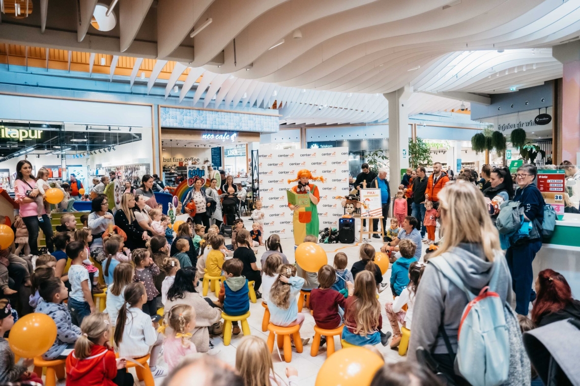 Dobrodelni papir in rojstnodnevna zabava s Piko Nogavičko v Centru Vič