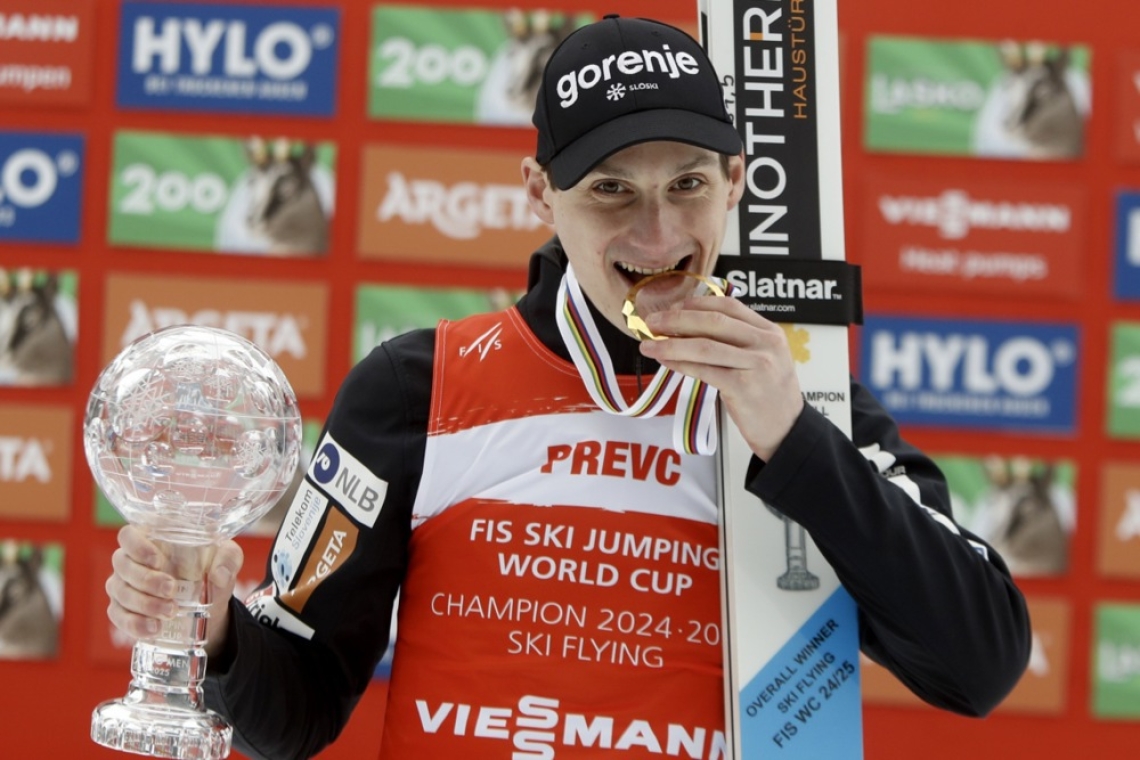 Domen Prevc po svetovnem naslovu in rekordu želi še olimpijski uspeh