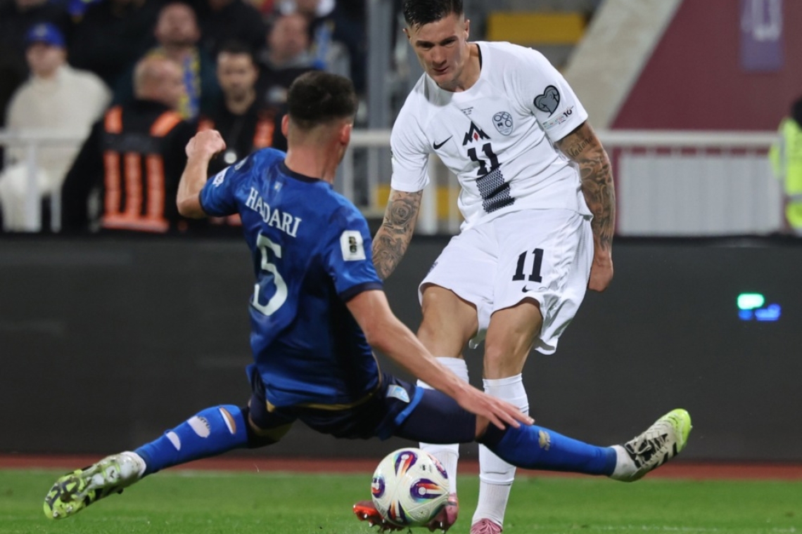 Slovenska nogometna reprezentanca na Kosovu do točke na tekmi brez golov
