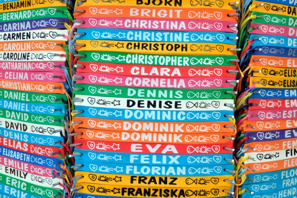 Sestavljene priimke ima v Sloveniji več kot dvakrat več ljudi kot sestavljena imena