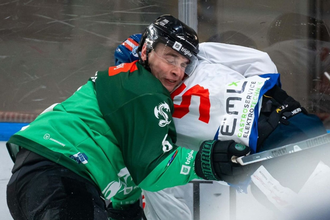 Hokejisti Olimpije Ljubljane so v tekmi 10. kroga lige ICE po podaljšku izgubili z Innsbruckom s 6:7