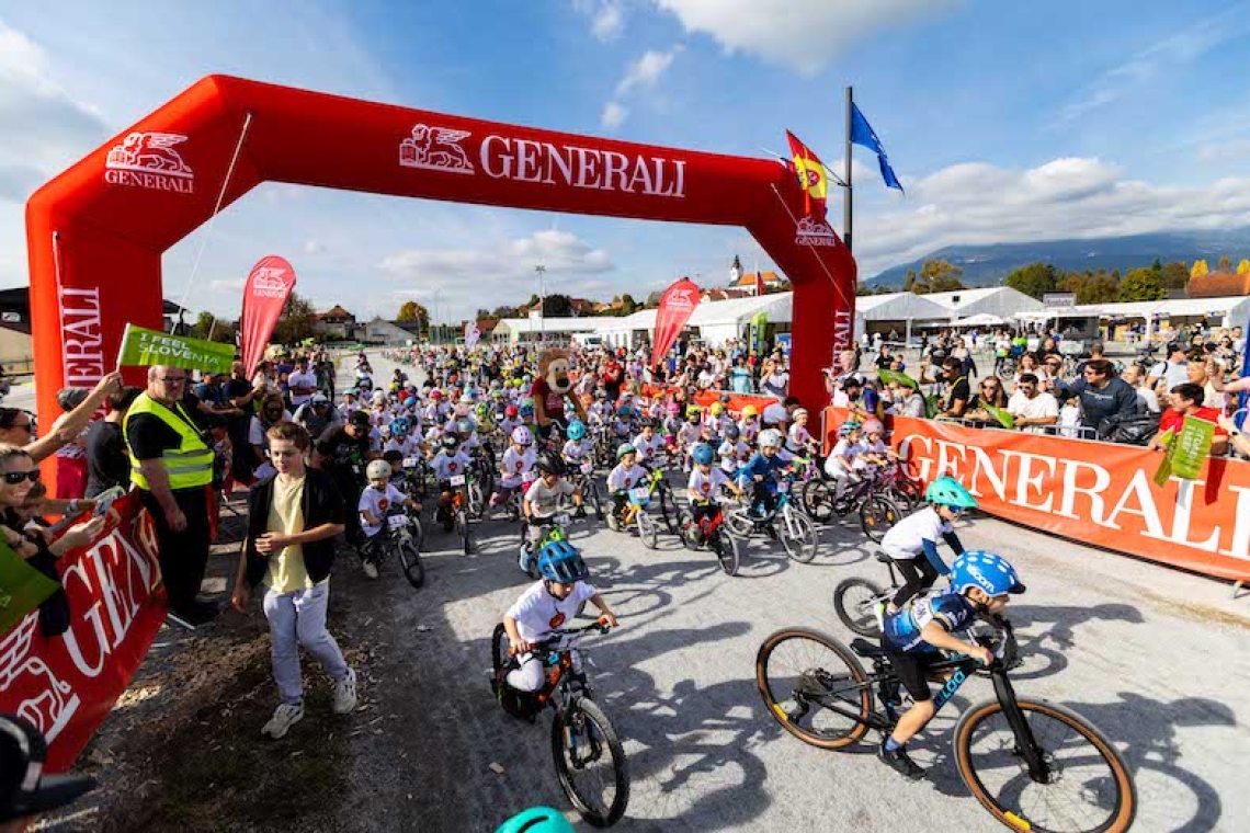 Generali zavarovalnica soustvarila kolesarski praznik s Tadejem Pogačarjem