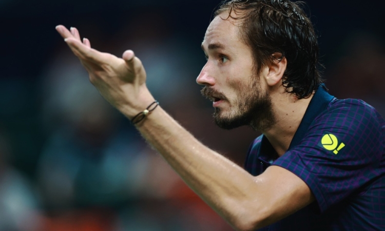 Medvedjev do naslova v Almatyju