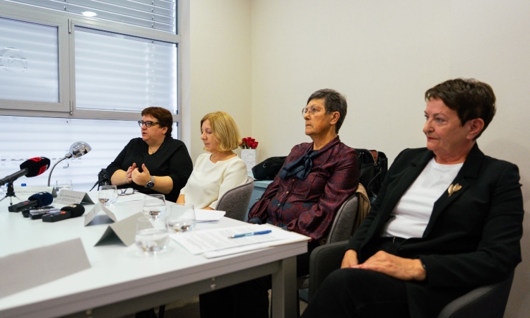 Zaradi pljučnega raka vsako leto zboli več žensk, v 15 letih število primerov skoraj podvojeno