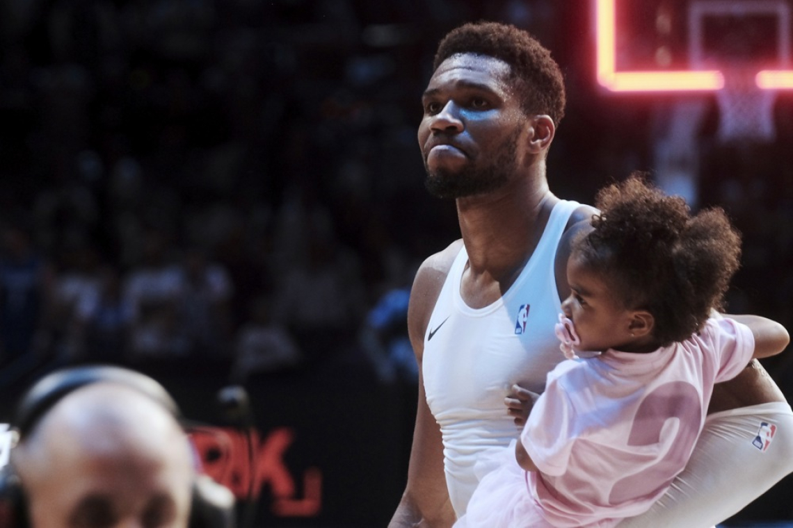 Zmagovita vrnitev Antetokounmpa