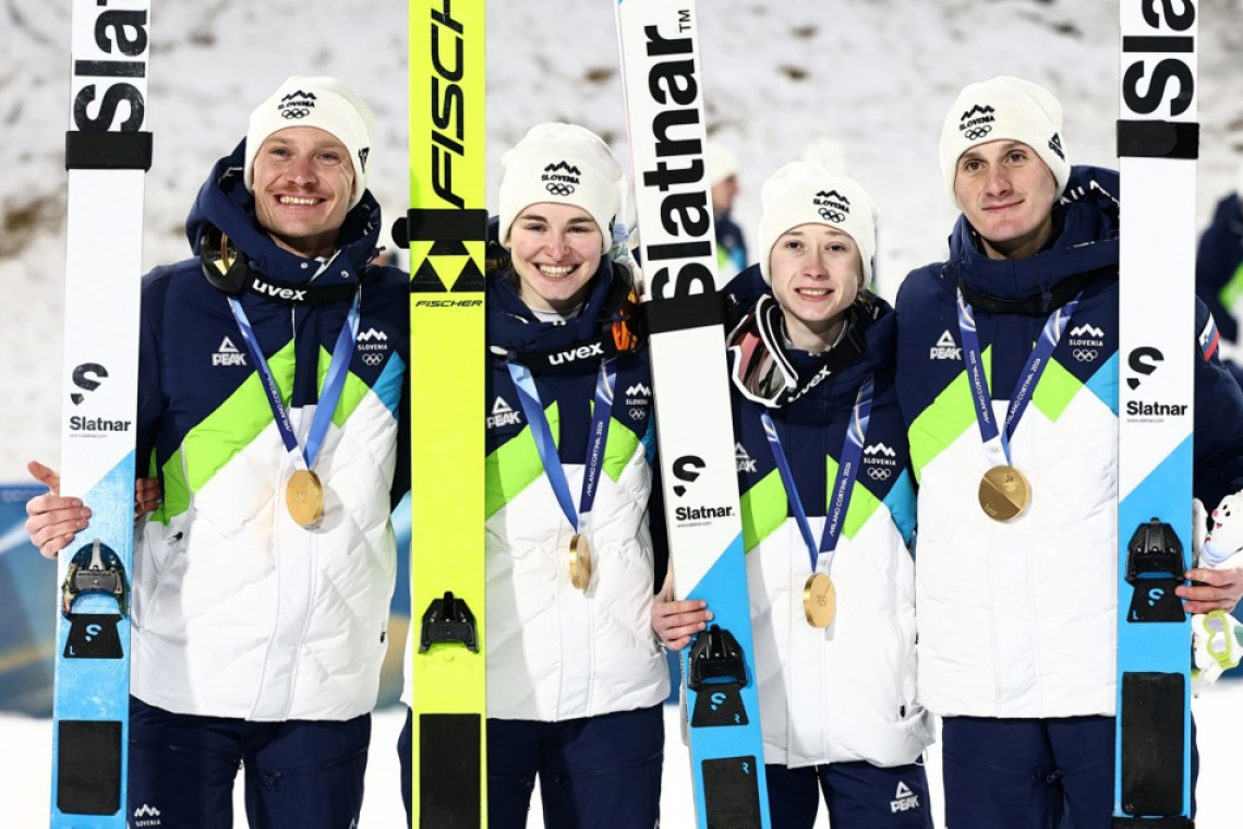 Slovenci olimpijski prvaki na tekmi mešanih ekip v Predazzu