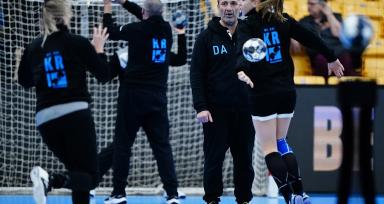 Adžić izbral preverjene moči za zadnji kvalifikacijski tekmi za EP 2026