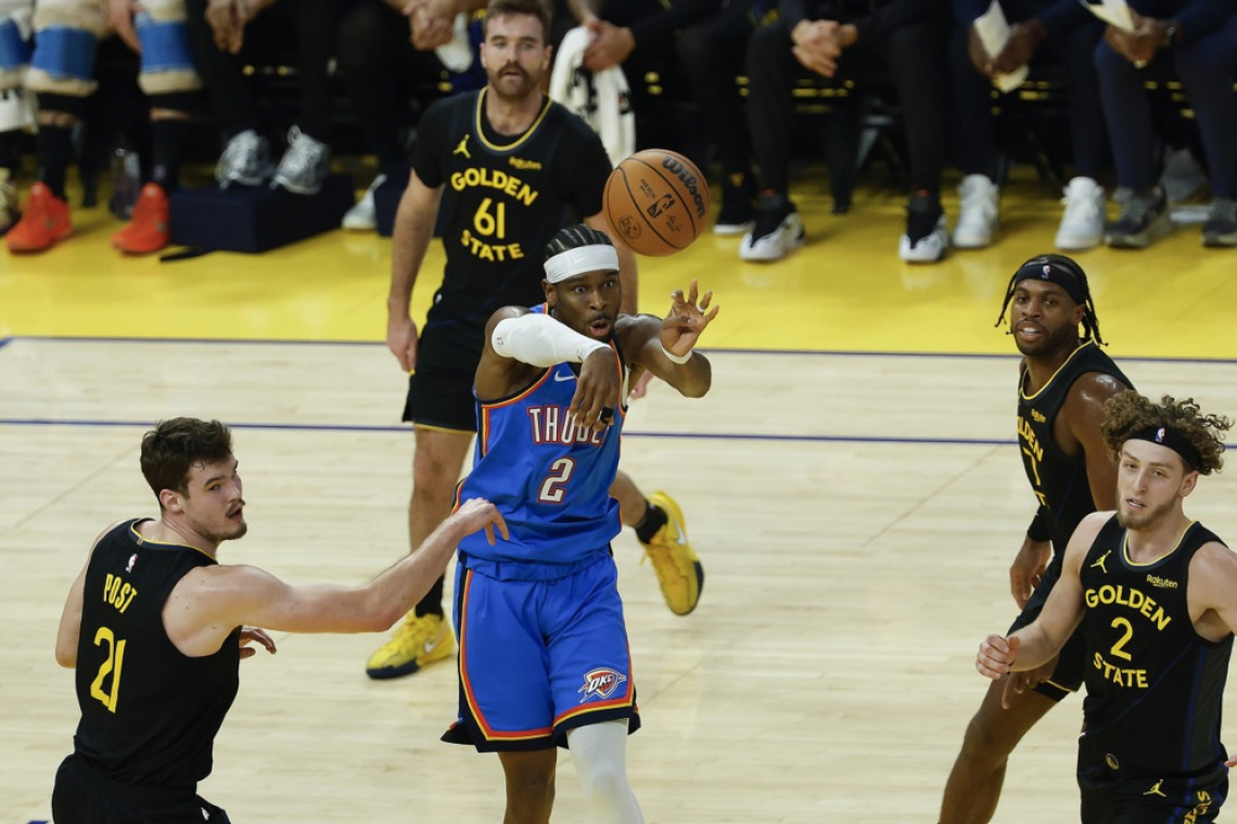 Oklahoma s sedmo zaporedno zmago potrdila prvo mesto v rednem delu sezone NBA