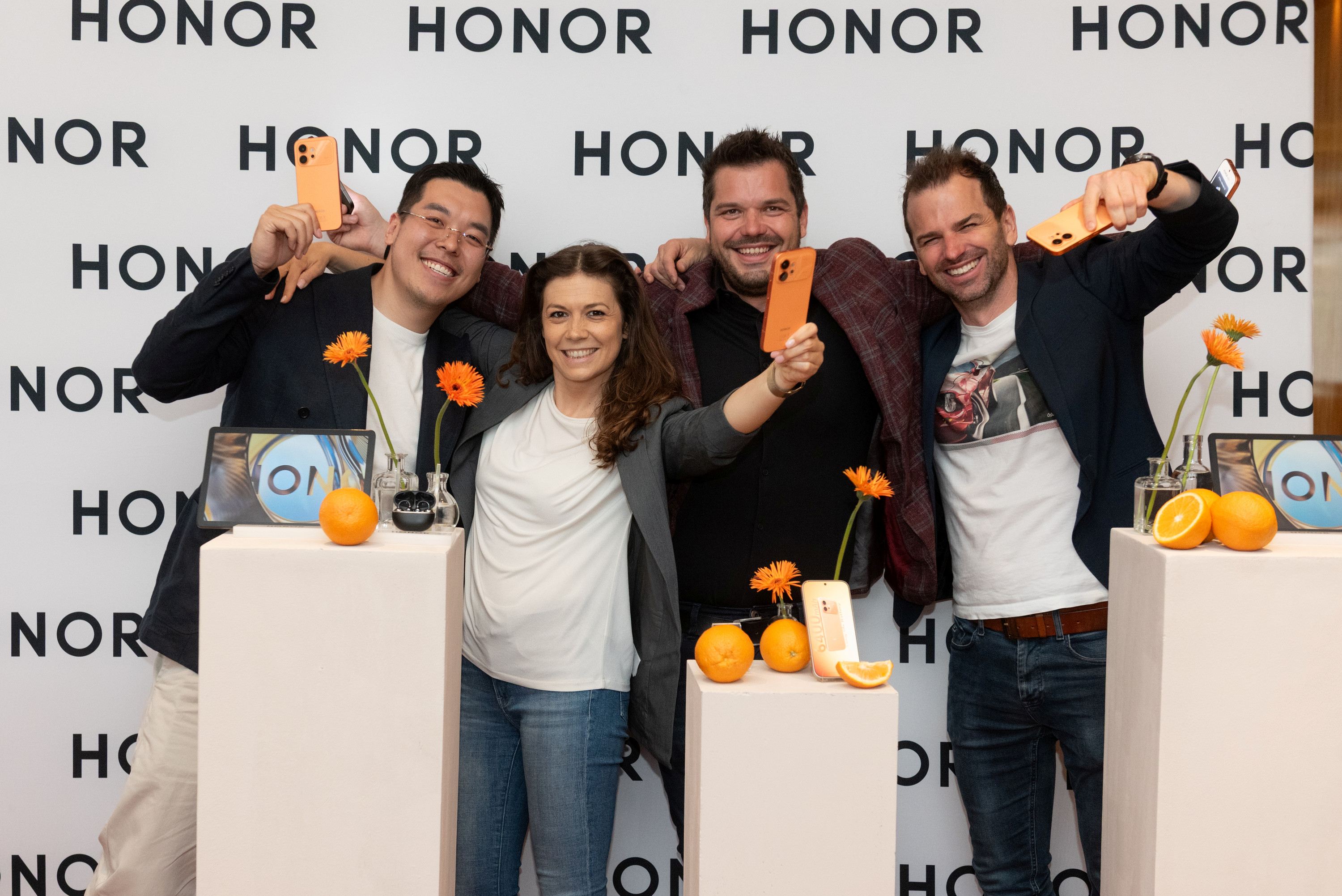 HONOR 600 in HONOR 600 Pro na voljo v Sloveniji
