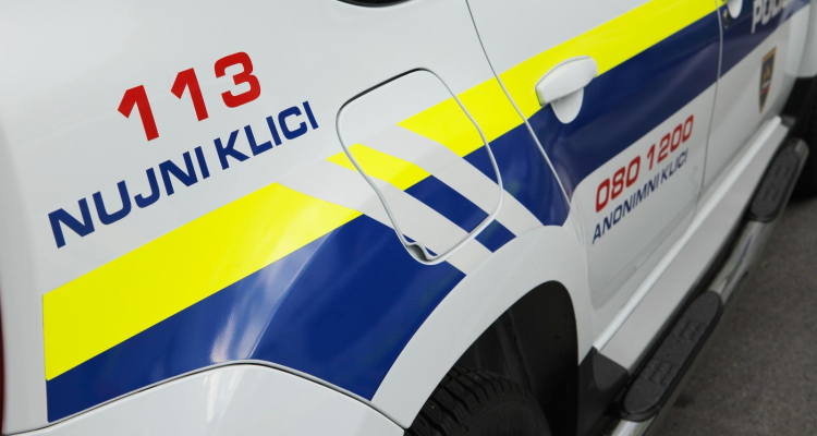 Kriminalisti v obsežni preiskavi korupcije zasegli tudi kuhinjo