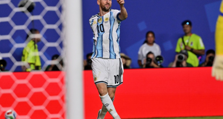 Messi s tremi goli ujel rekorderja Kloseja, Haaland SP odprl z dvema